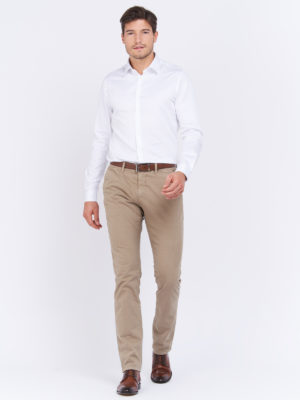 pantalon-chino-coupe-ajustee-charles-le-golf-74emilien-sable-01